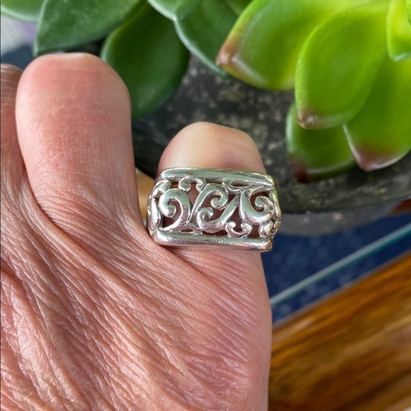Sterling Silver Scroll Ring - Picture 6 of 6